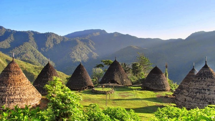 Mengenal Budaya Lokal di Desa Wisata Indonesia